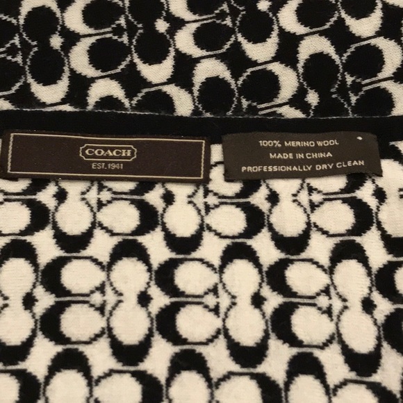 Coach Reversible Scarf - Picture 4 of 4